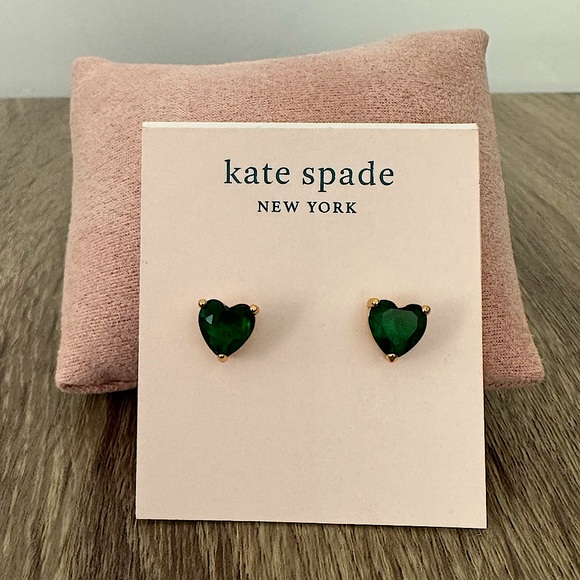 NEW Kate Spade My Love Emerald Green Heart Stud Earrings Goldtone SOLD OUT - Picture 12 of 14